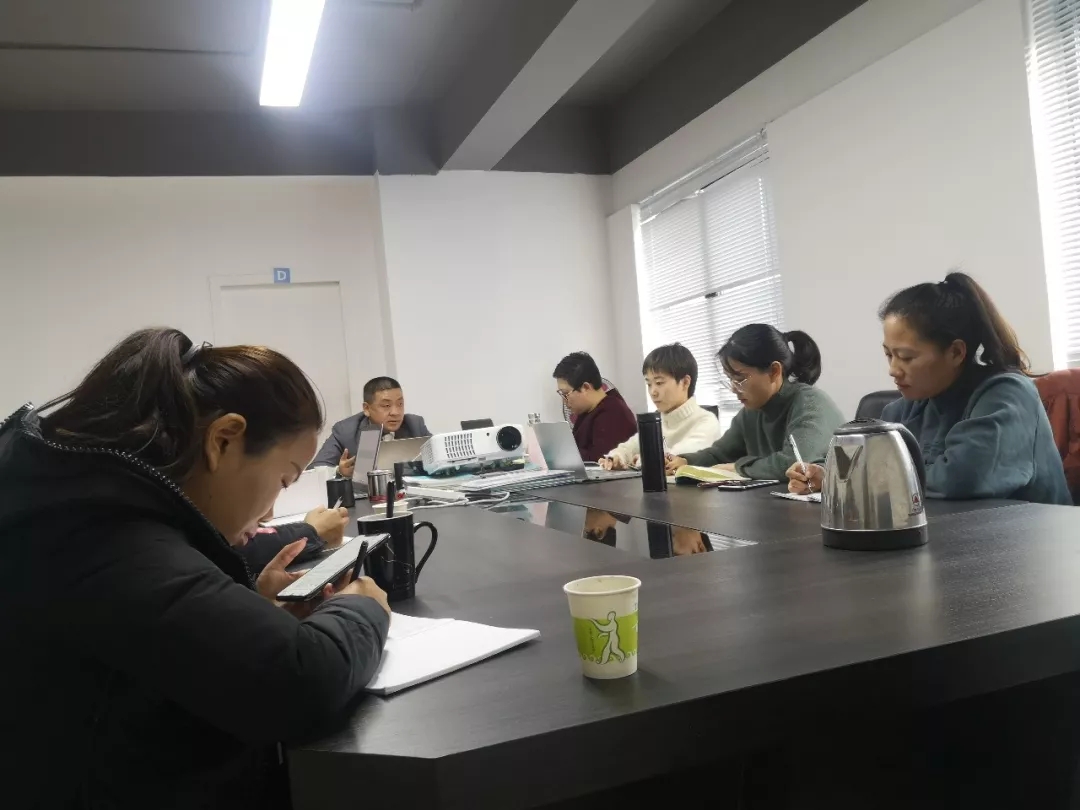 OG东方厅CEO莅临荆门战区组织领导并召开火略分析暨员工培训大会