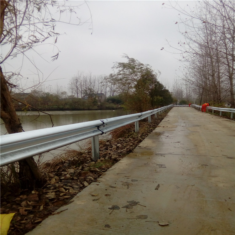 浙江公路护栏几多钱一米？